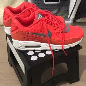 Red Nike Air Max